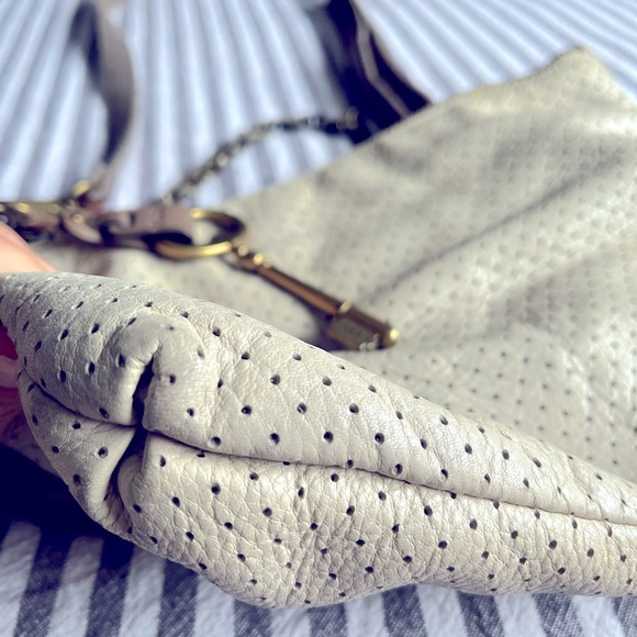 Fossil brown and off white leather crossbody purse - lots of compartments. - Picture 4 of 7